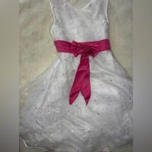 White and Pink Sleeveless V-Neck Sundress for Weddings